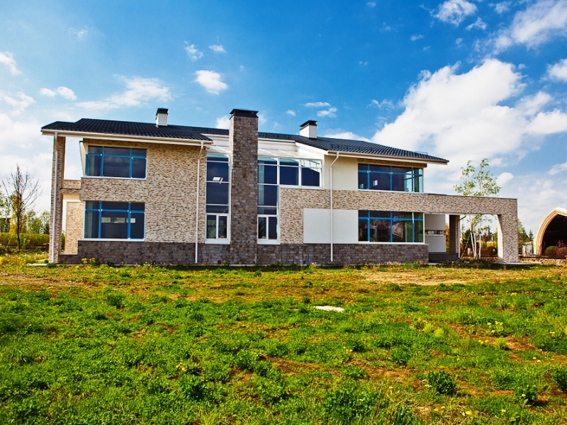 дом в стиле райта миллениум парк. поселок николино московская область. архитектурное бюро санкт-петербург. 800 квадратных метров. дом 800.