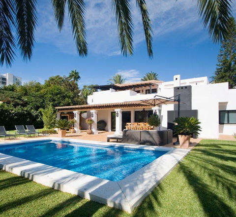 Vertical slider ispanskaja nedvizhimost