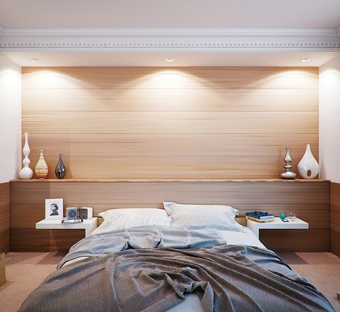 Vertical slider bedroom 416062 1280