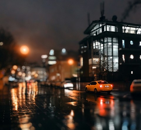 Vertical slider lana lalalama ccpgjskcuhm unsplash 1 