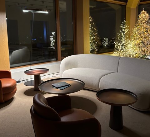 Vertical slider photo 2025 01 16 18.25.14 1 